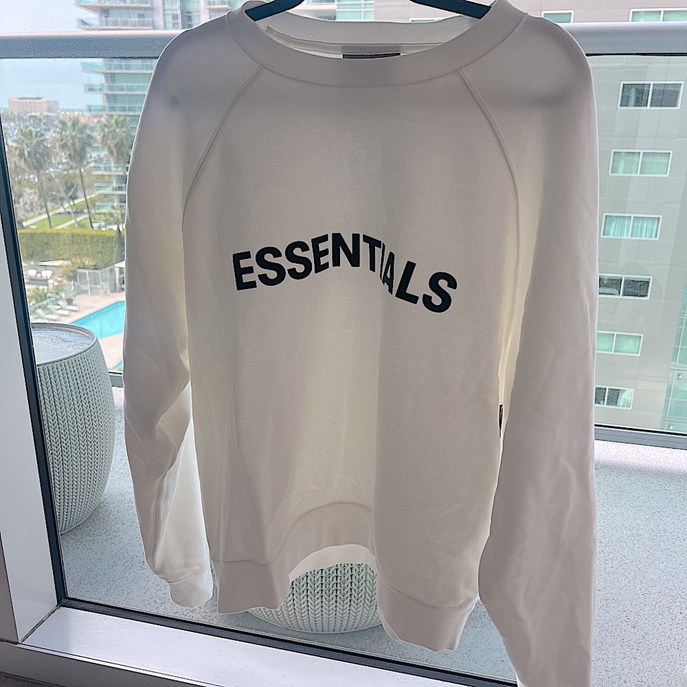 Essentials Sweatshirt